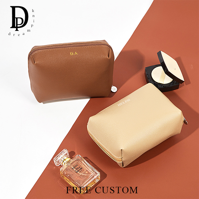 Bolsa de cosméticos de cuero P - Luxury Bags Names reseña y precio