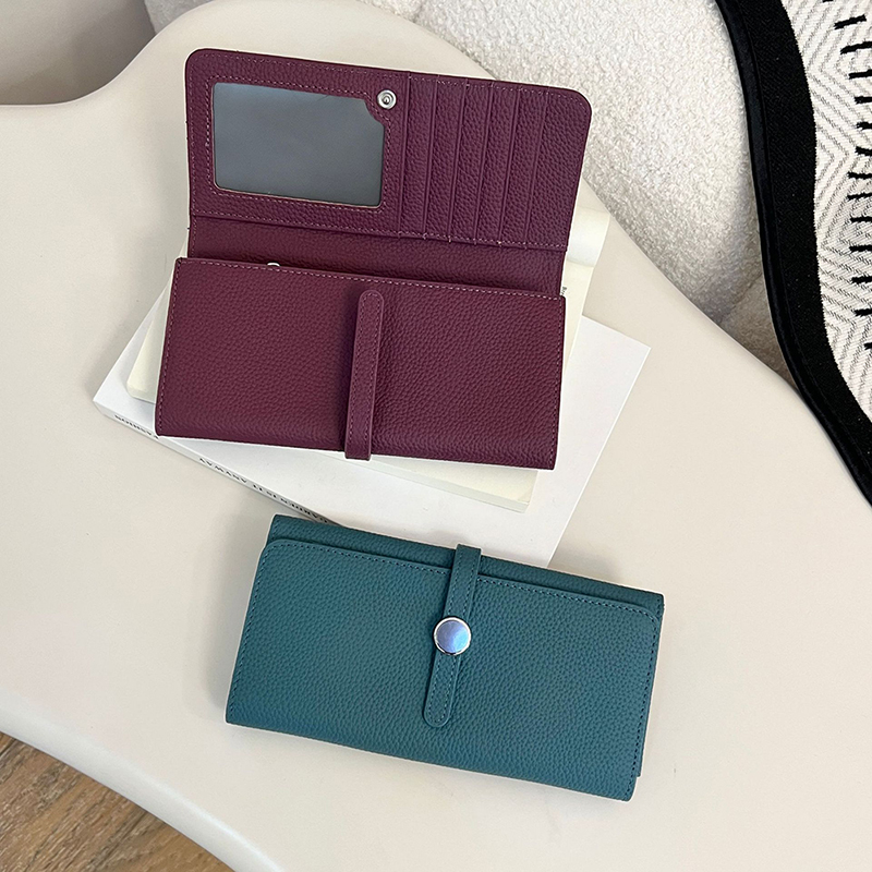 Cartera larga de piel de vaca  - Luxury Bags Names reseña y precio